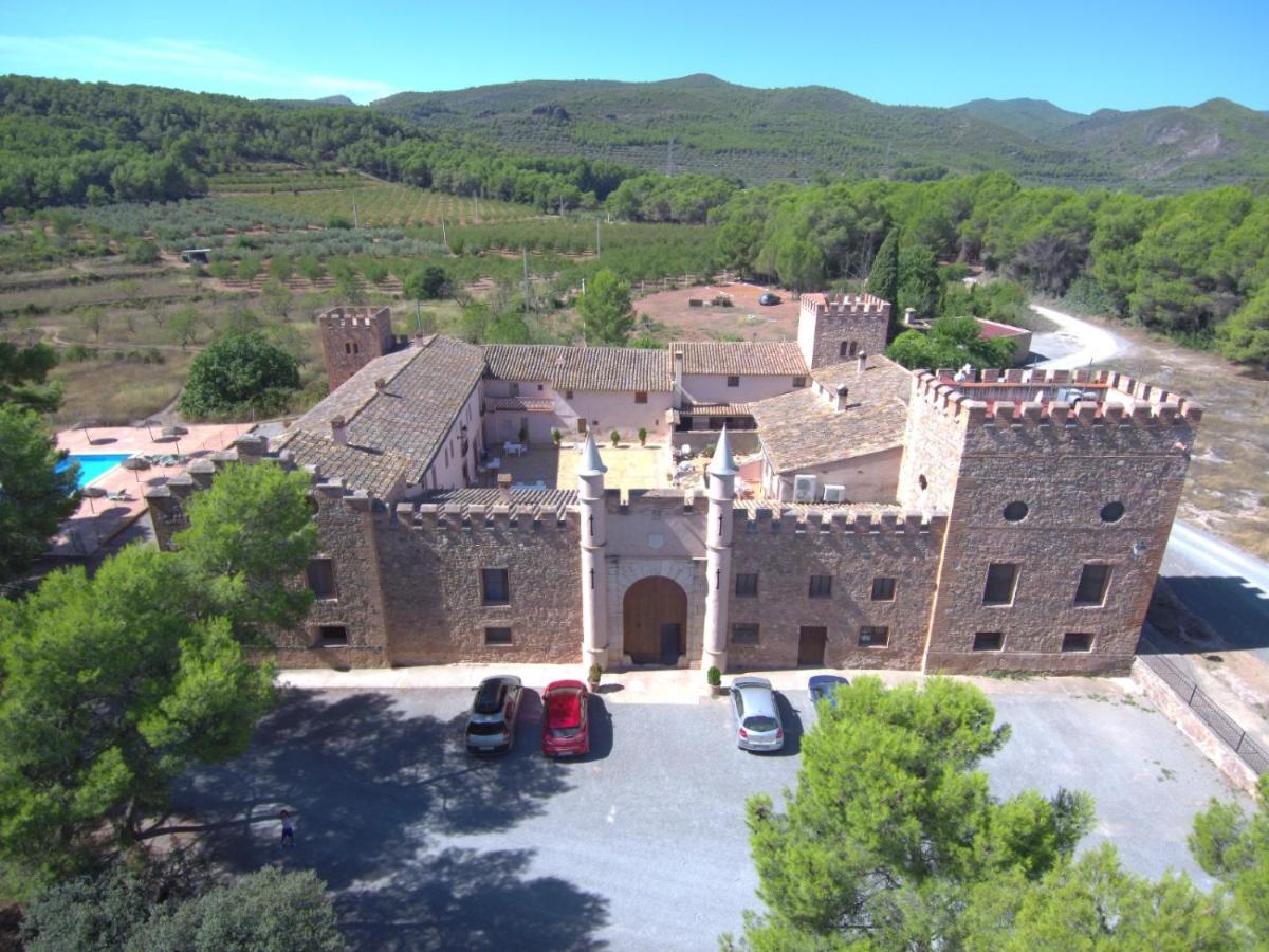 Masia De San Juan Casa Numero 15 En Castillo Con Piscina, Aire Acondicionado Y Terraza Privada 세고르베 외부 사진