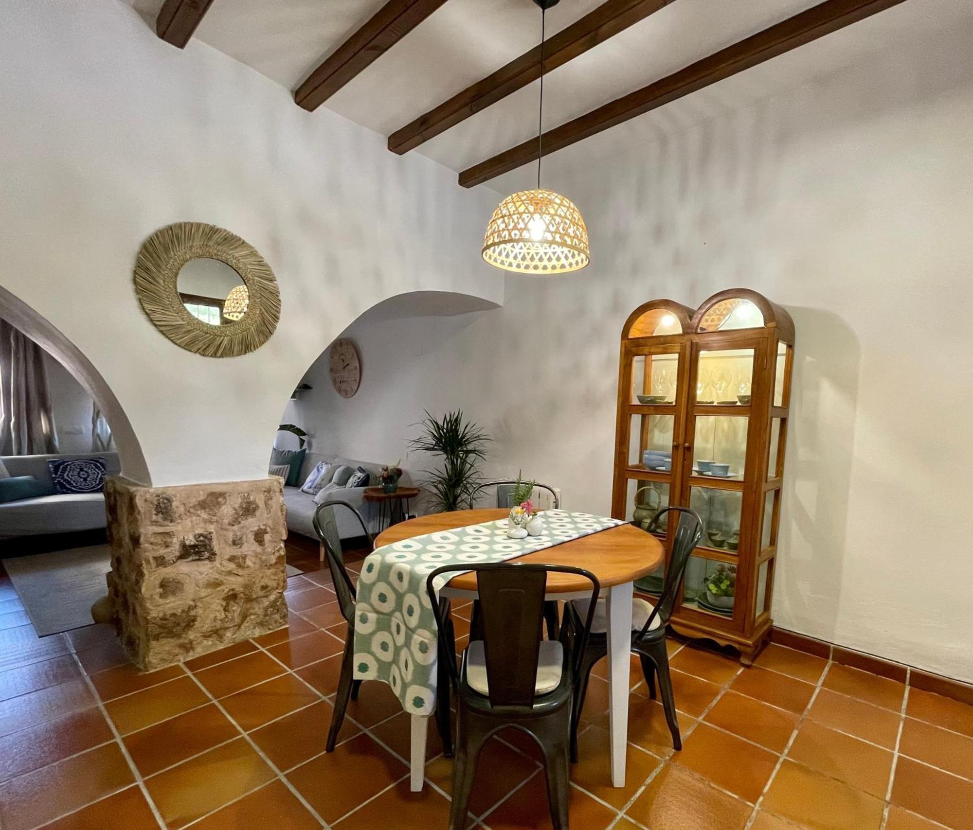 Masia De San Juan Casa Numero 15 En Castillo Con Piscina, Aire Acondicionado Y Terraza Privada 세고르베 객실 사진